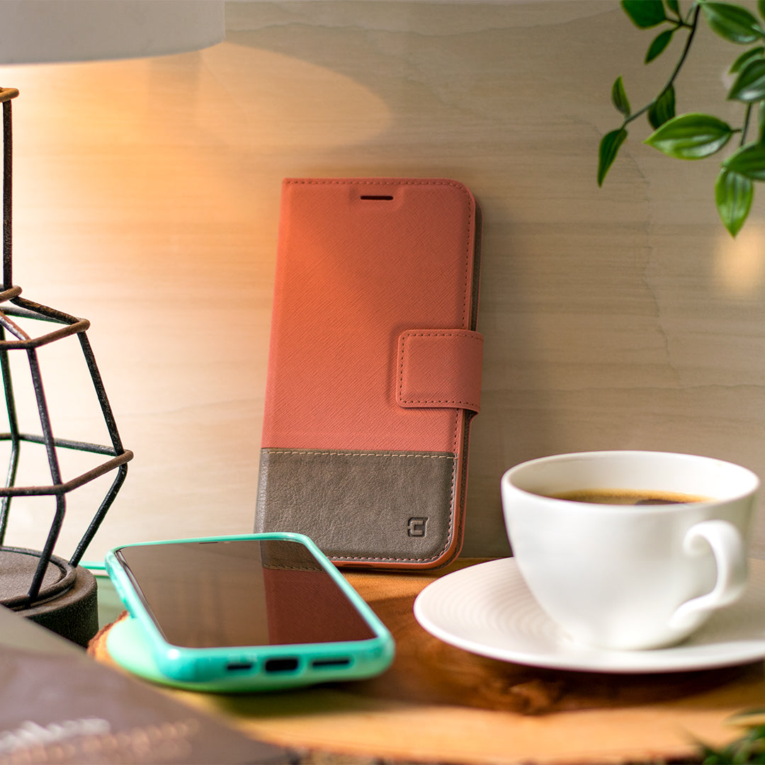 Should You Get an iPhone 13 Pro Max Wallet Case?