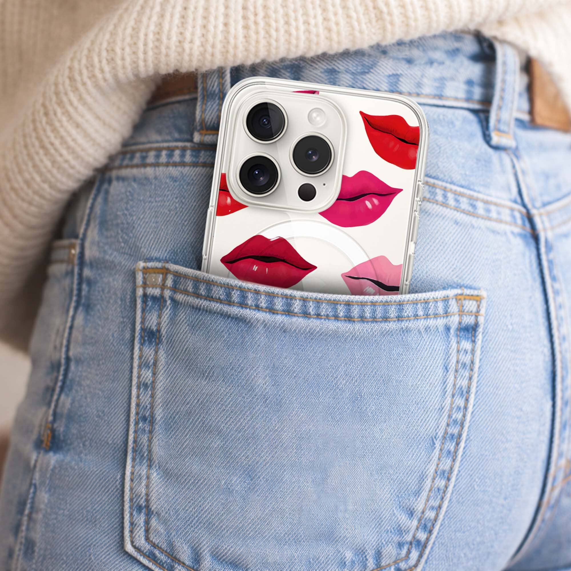 MagSafe iPhone 15 Pro Lips Design Clear Case