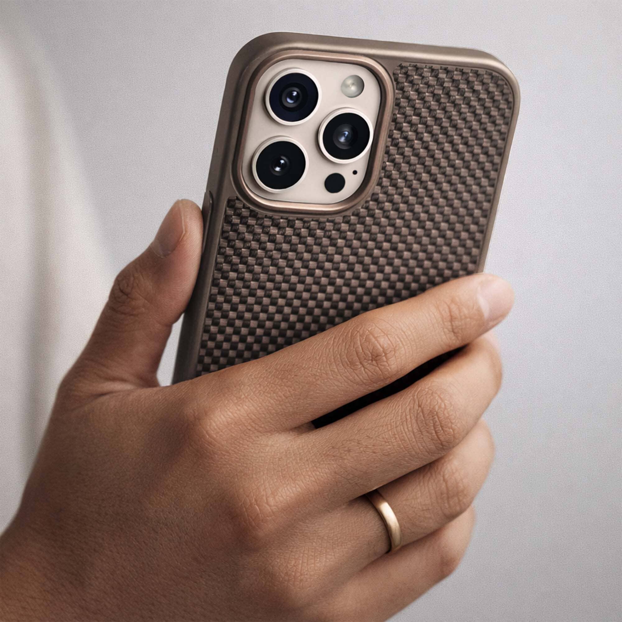 iPhone 16 Pro Max Aramid Fiber Weave Pattern Case