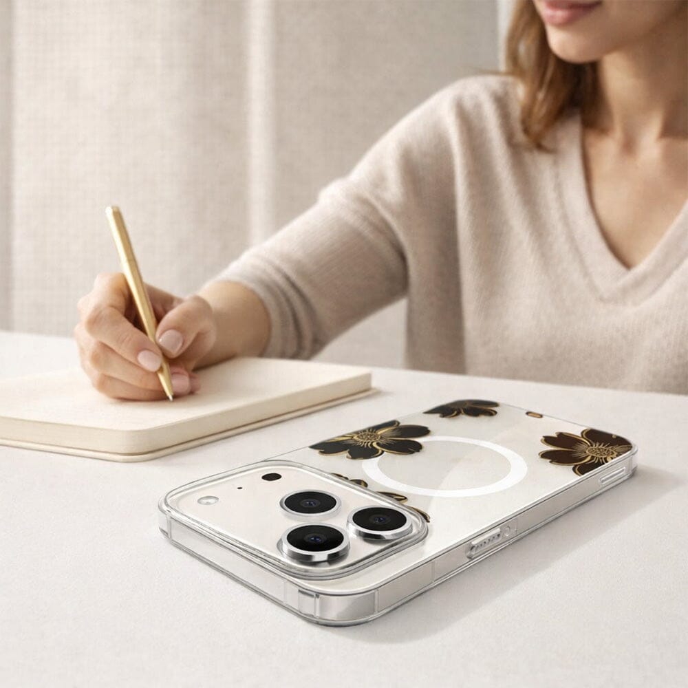 MagSafe iPhone 17 Pro Max Black Flower Clear Case