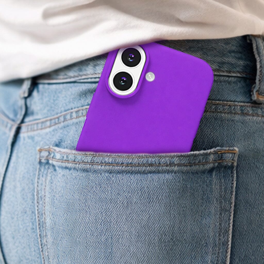 iPhone 16 Silicone Case With MagSafe