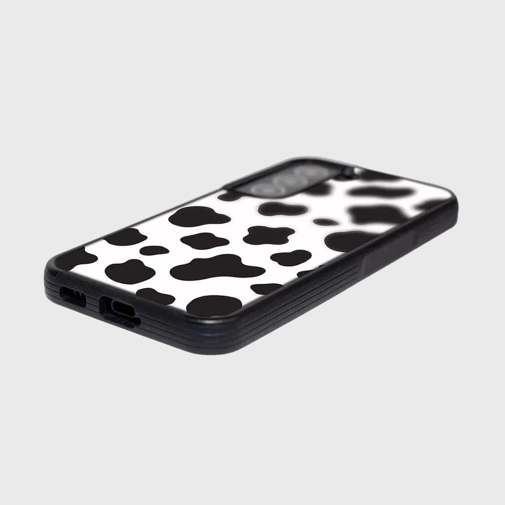 Black Cow Print Samsung Galaxy S22 Case