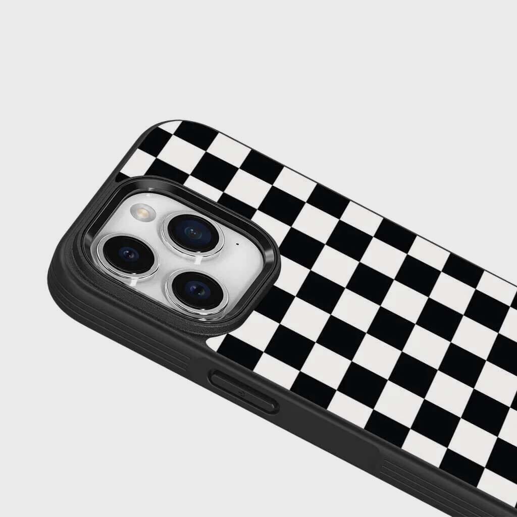 MagSafe iPhone 13 Pro Black Checkerboard Print Case