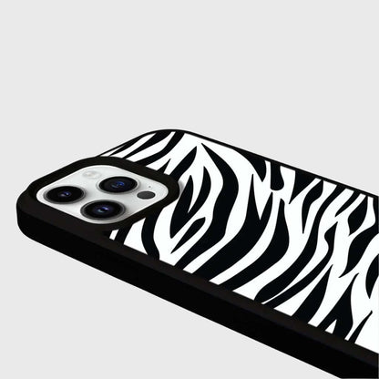 MagSafe iPhone 13 Pro Zebra Case