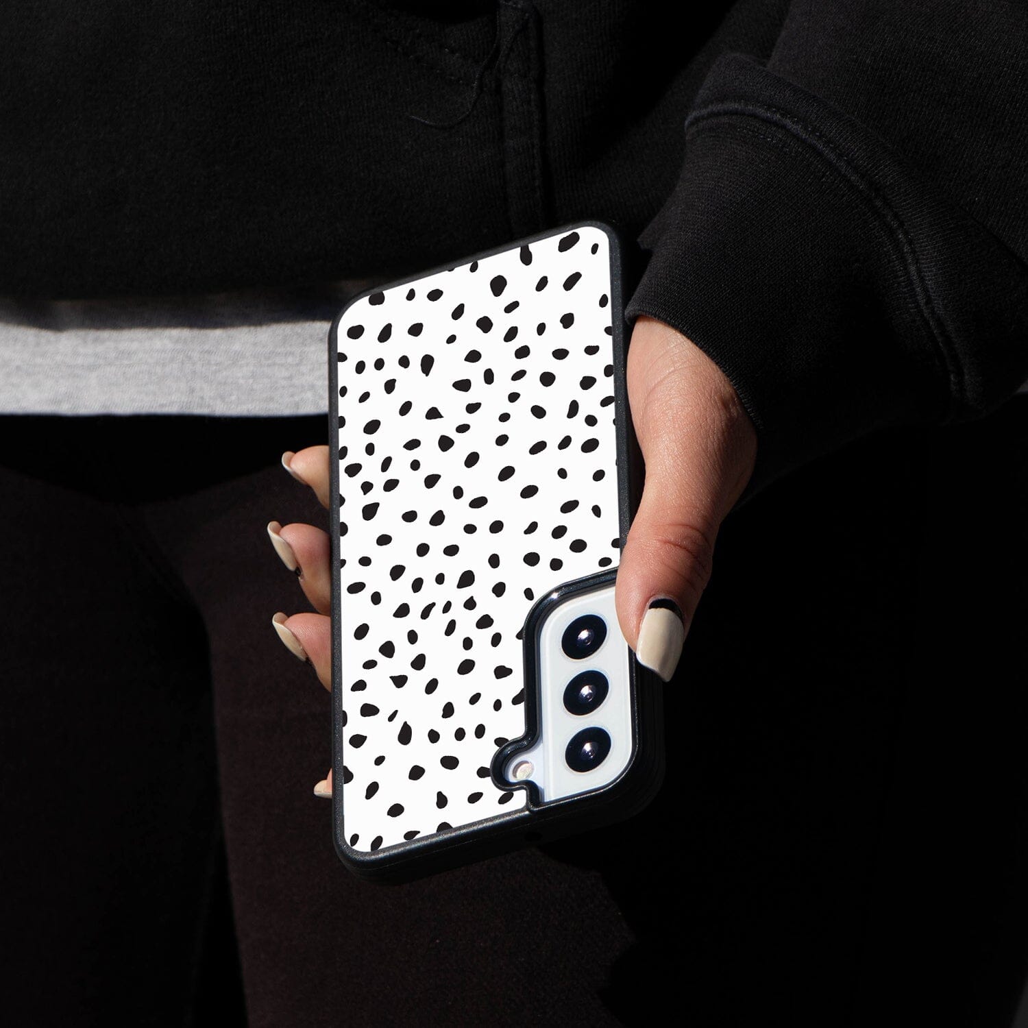 White Polka Dots Samsung Galaxy S22 Case