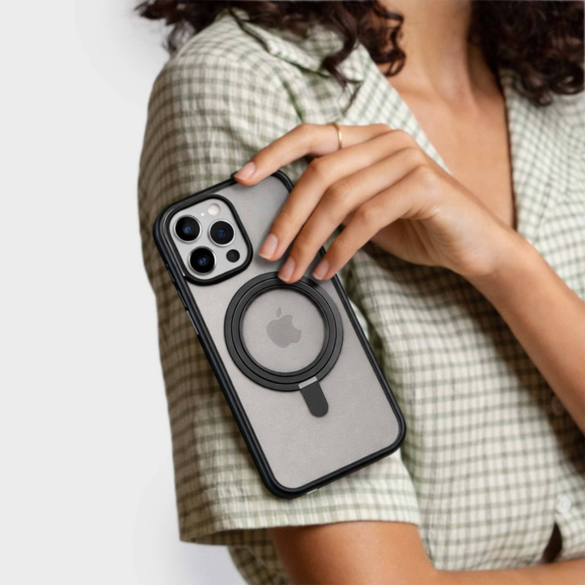 iPhone 16 Pro Max Frost Case with 360 MagSafe Kickstand