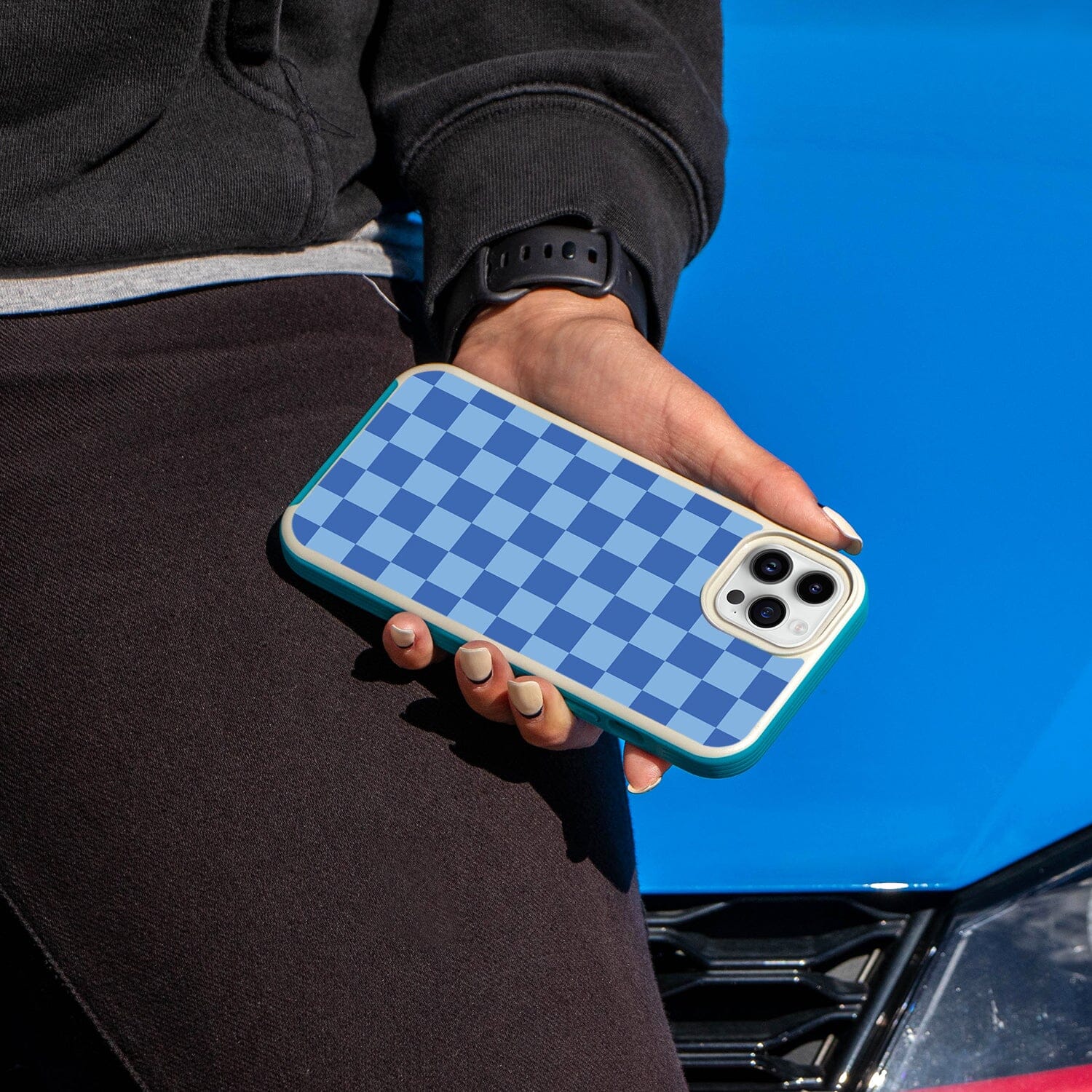 MagSafe iPhone 14 Pro Blue Checkerboard Print Case