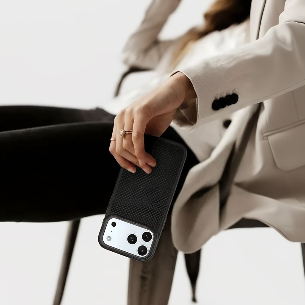 iPhone 17 Pro Aramid Fiber Weave Pattern Case