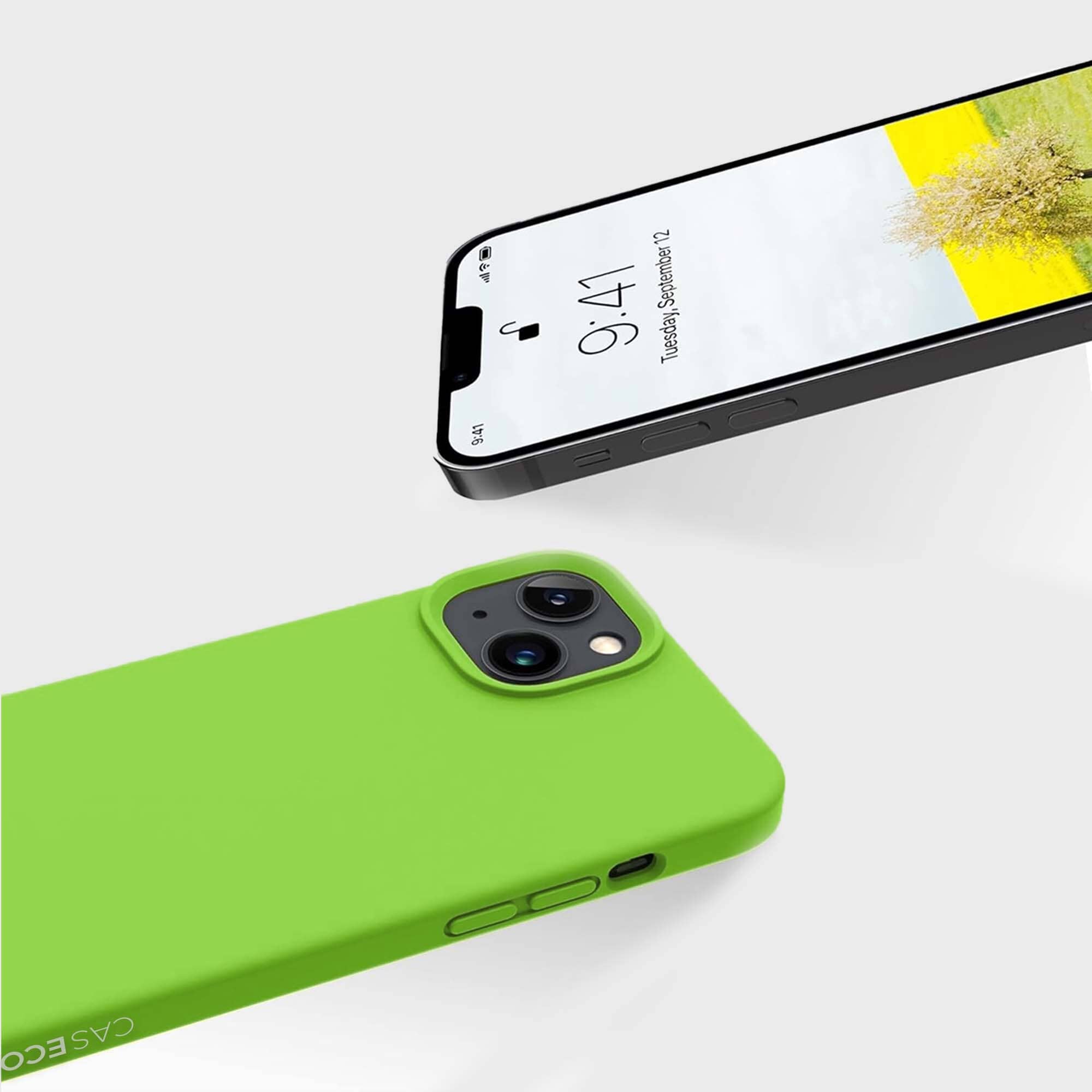 iPhone 15 Silicone Case With MagSafe